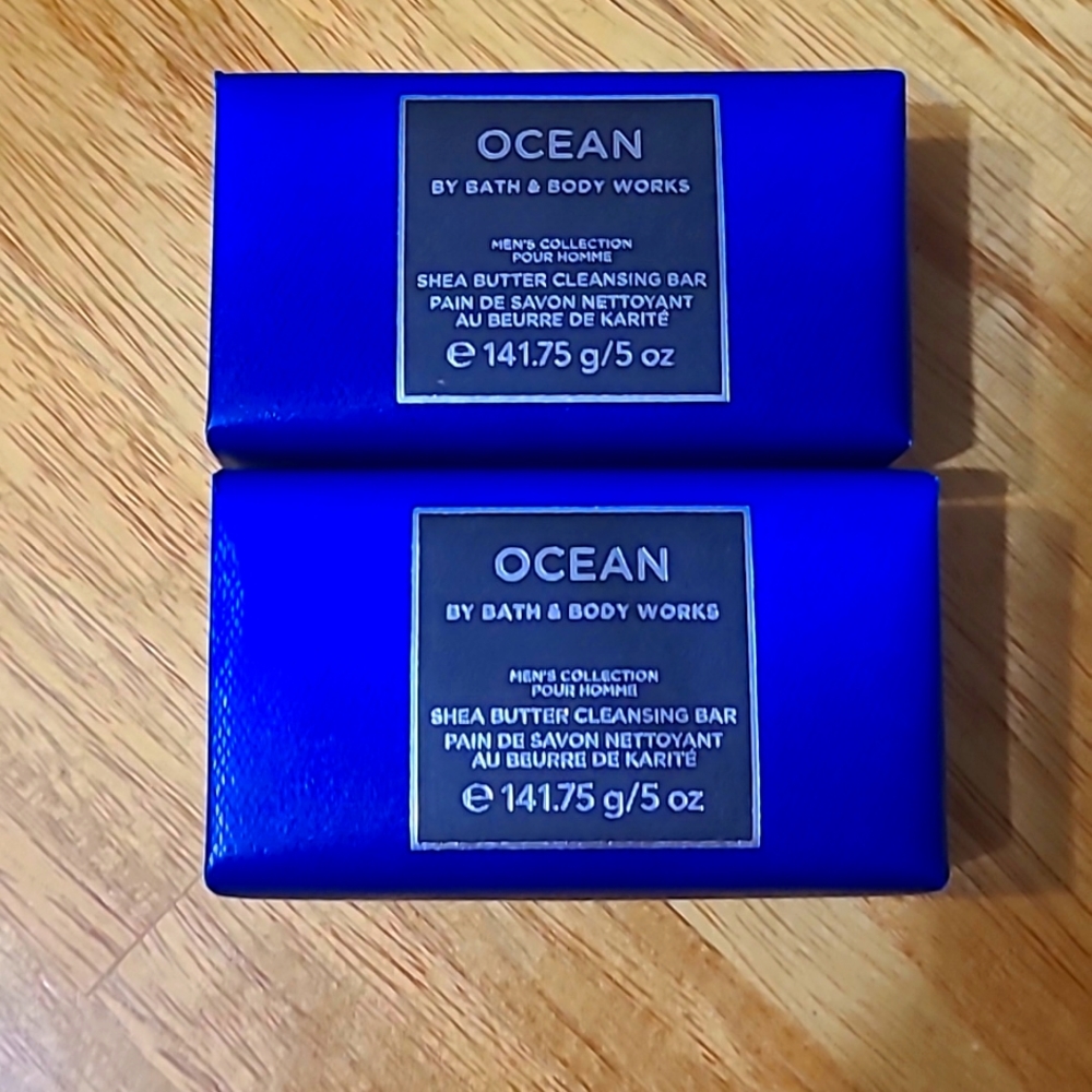 ✔️✔️TWO Ocean Bsth & Body Works Men's Collection Soaps